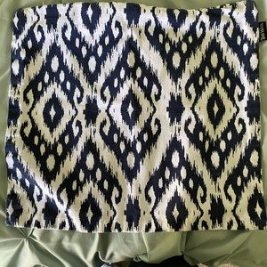 Set of two accent pillow covers